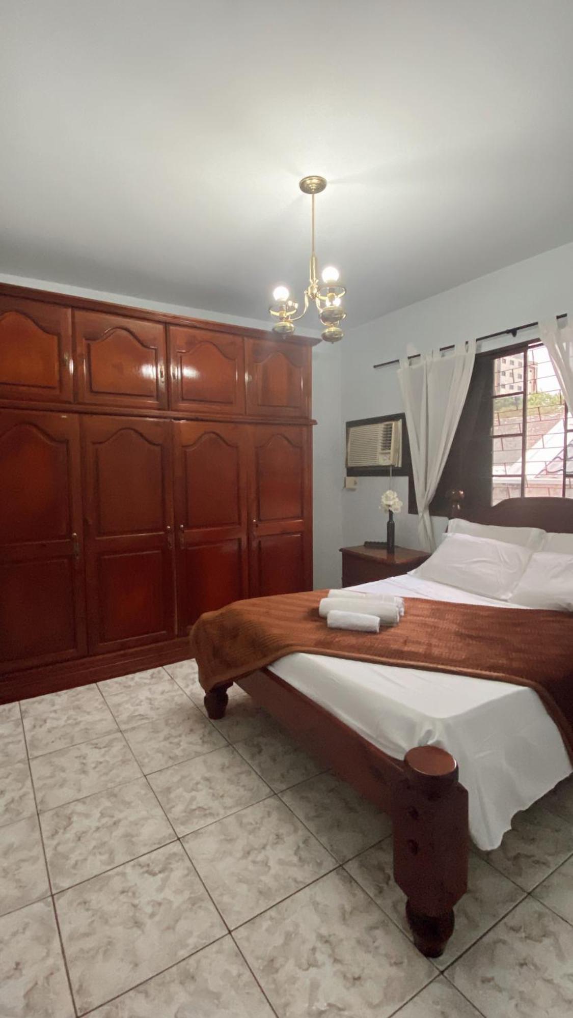 Triana Guest House Фос ду Игуасу Екстериор снимка