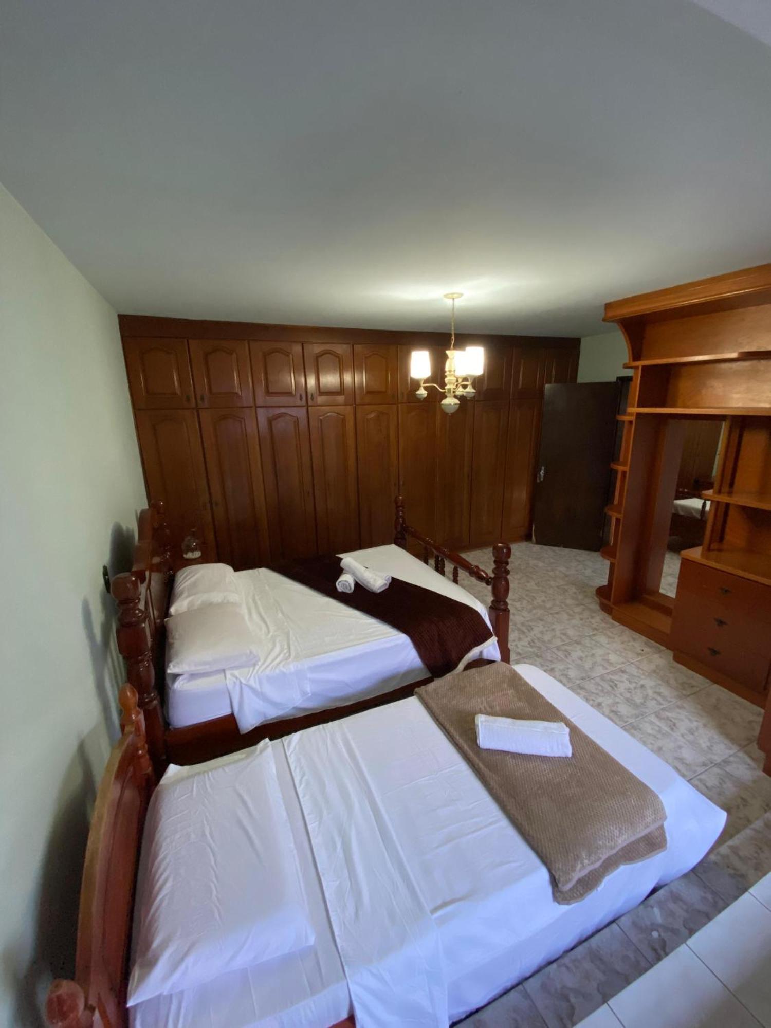 Triana Guest House Фос ду Игуасу Екстериор снимка