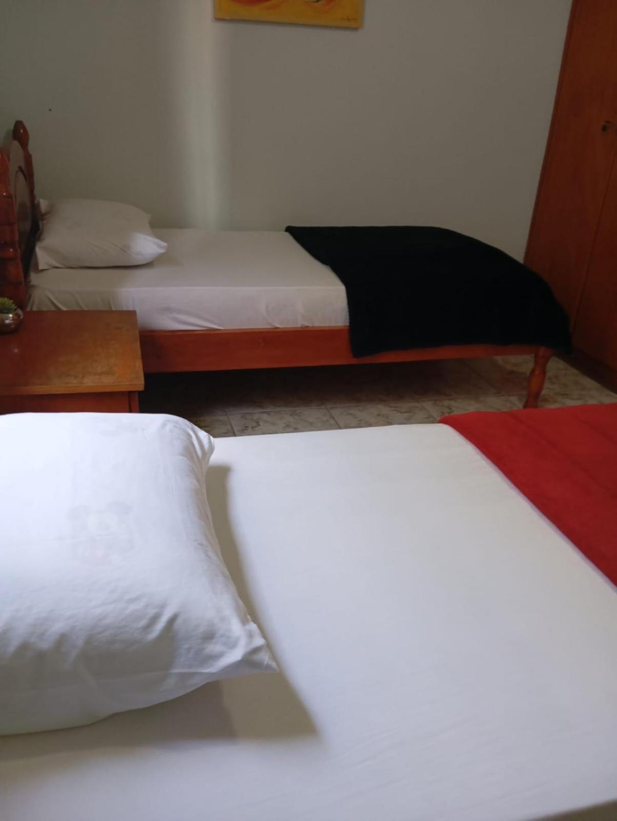 Triana Guest House Фос ду Игуасу Екстериор снимка